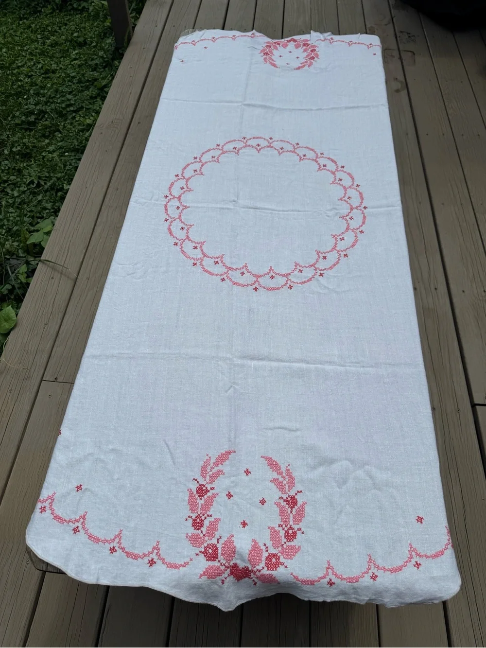 Vintage White Oval Tablecloth Set Red and Pink Cross-Stitch